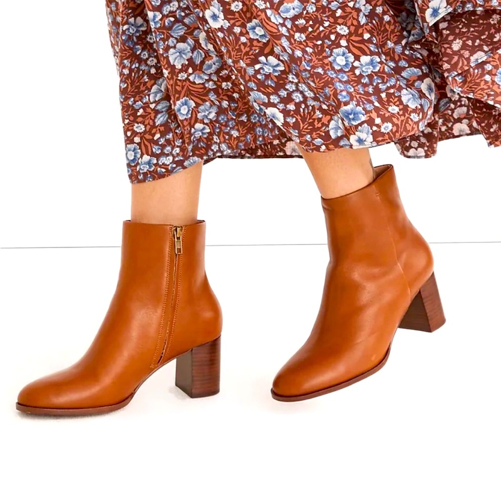Madewell The Mira Side-Seam Ankle Boot In Leather in English Saddle
